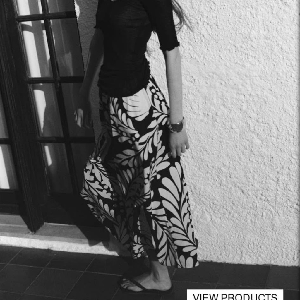 H&M Black And White Leaf-Print Maxi Skirt